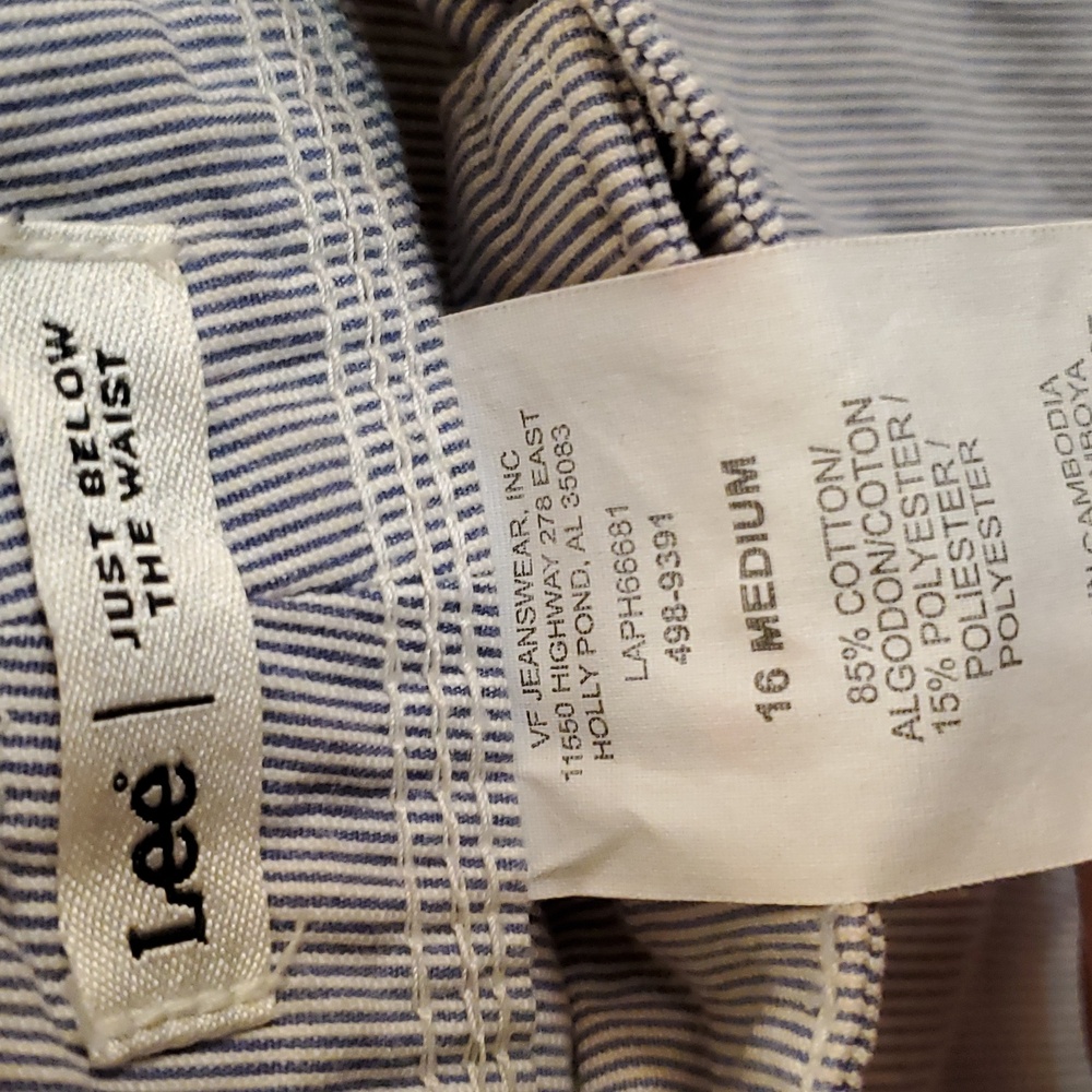 Capri pants - Picture 3 of 7
